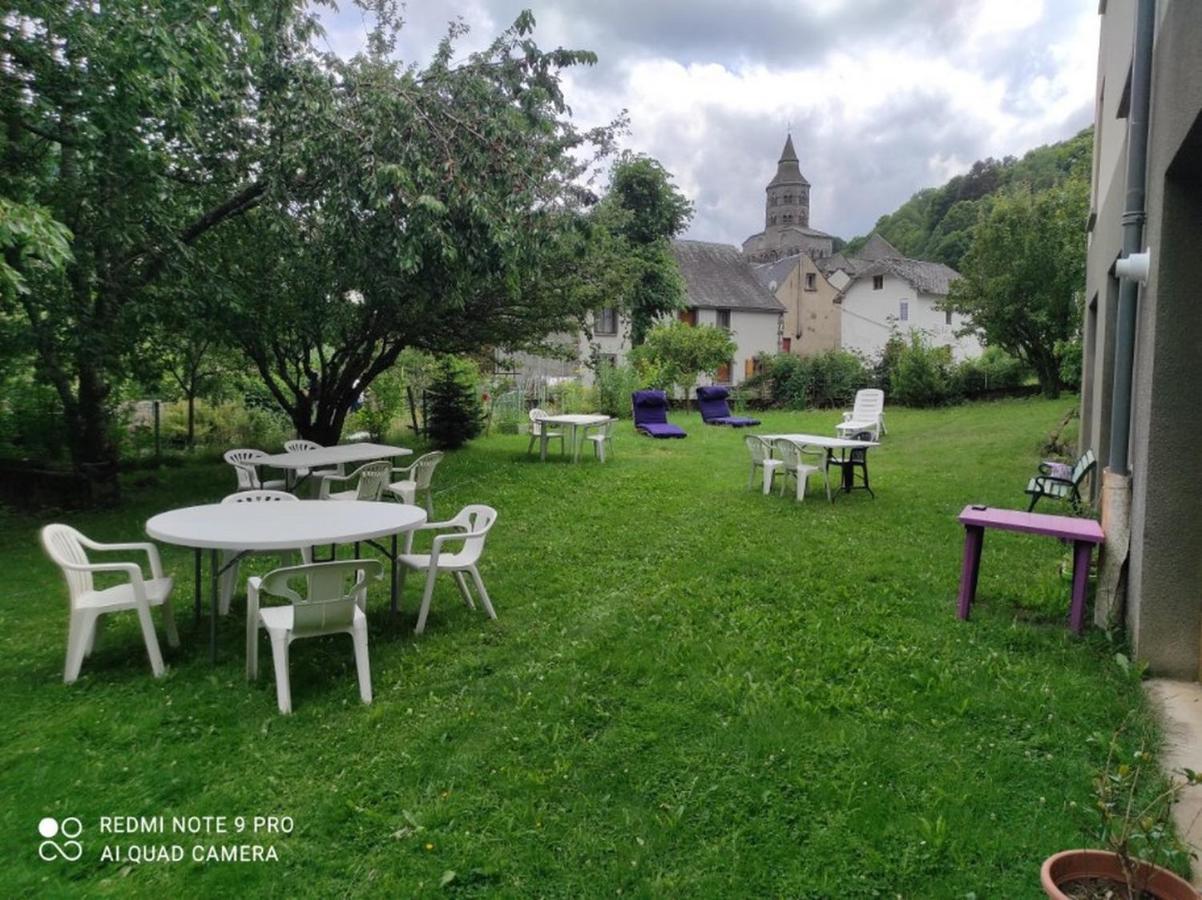 Tulipe, Appartement 5 Personnes, Entre Sancy Et Volcans D'Auvergne Orcival Exterior foto